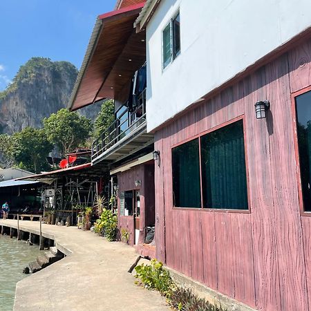Social Quarters Blanco - Youth Hostel 18 To 35 Only Pantai Railay Bagian luar foto